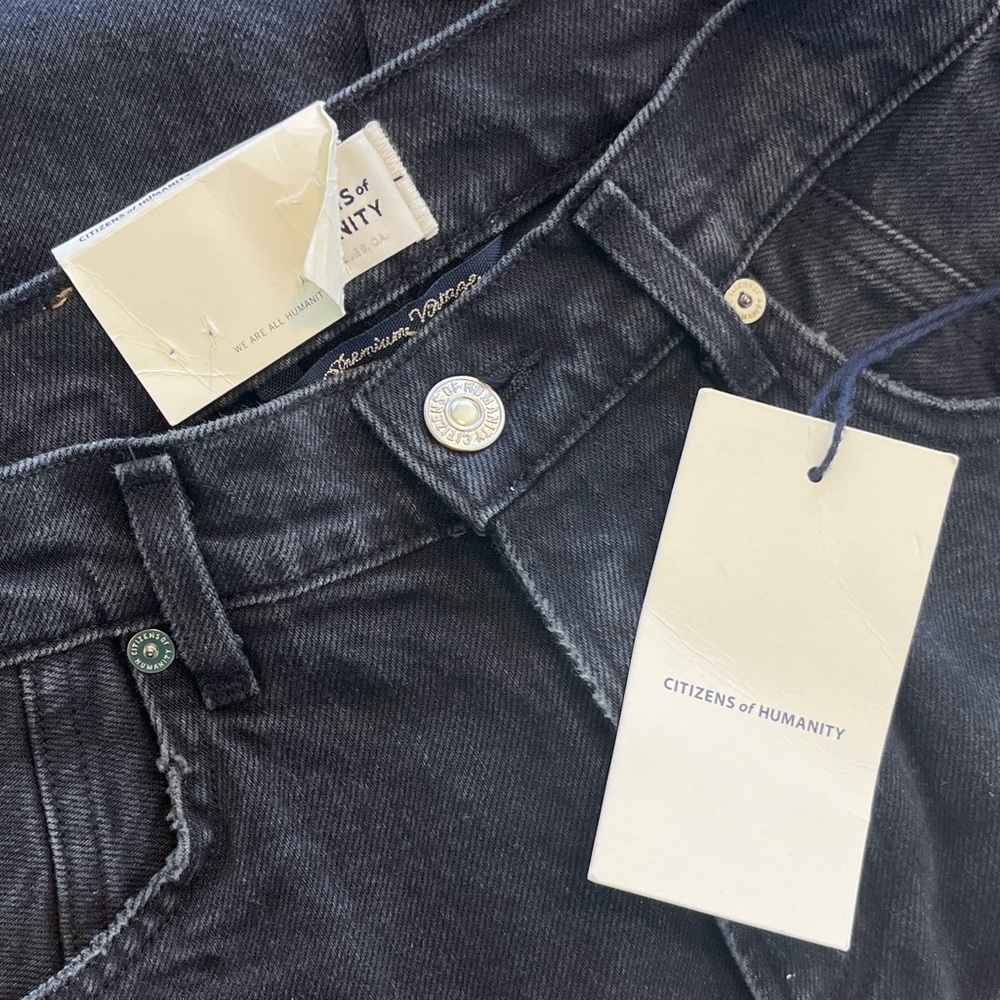 Citizens of Humanity
Valerie High-rise Stirrup Jeans - Picture 10 of 16